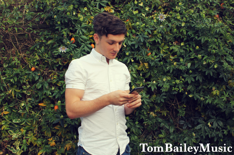 Tom Bailey Music